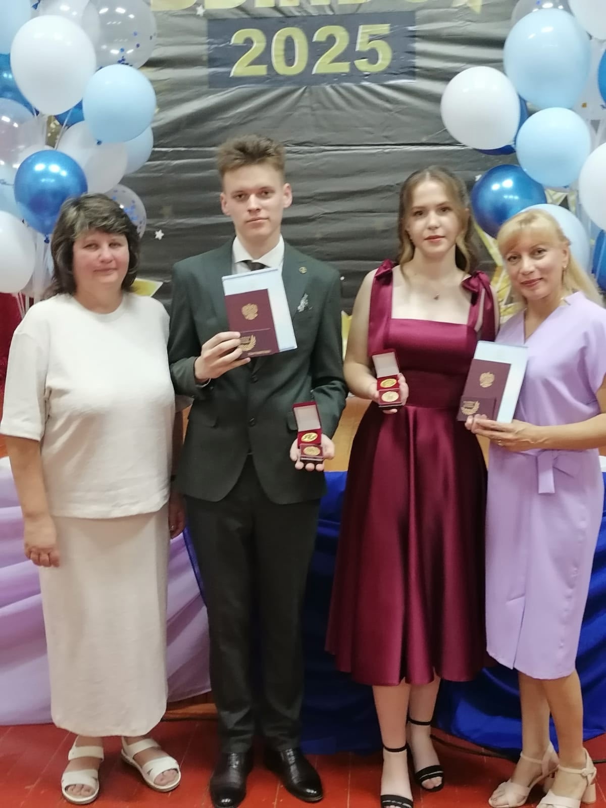 Выпускной вечер  11-классников!.
